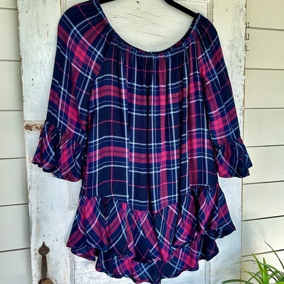 BEACHLUNCHLOUNGE, TARTÁN PLAID TOP. ON OR OFF SHOULDER. SIZE S/P - Picture 2 of 8